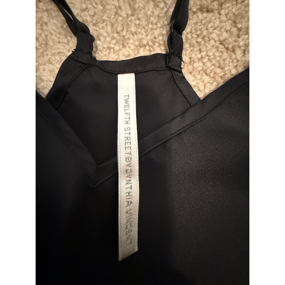 Twelfth Street by Cynthia Vincent Satin Silk Cami Women M Black Excellent - Picture 3 of 5